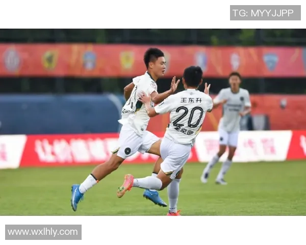 成都网球队在世锦赛积分榜上以85分稳居第一名展现强大实力